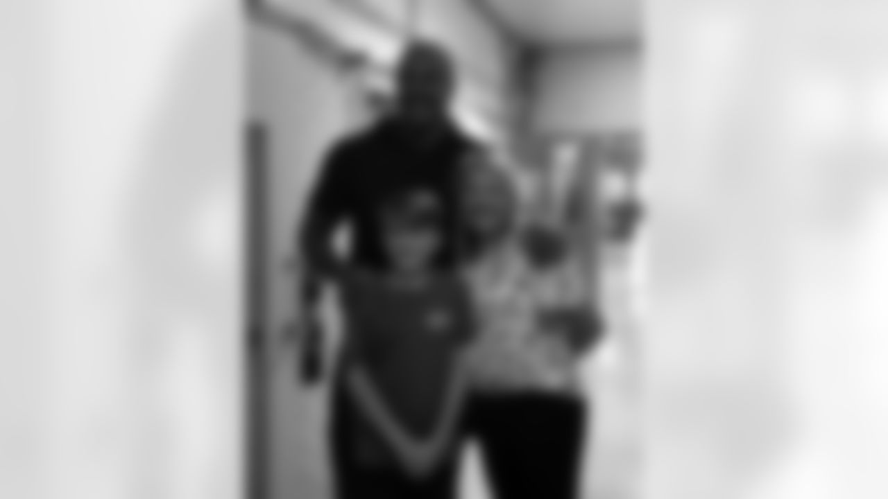 New Orleans Saints defensive end Cam Jordan visited students and staff at Bissonet Plaza Elementary School on Tuesday, Nov. 18, 2025.