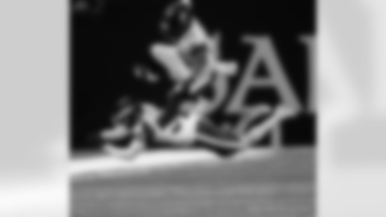 Check out the game action photos from the New Orleans Saints game against the New York Jets for Week 16 of the 2025 NFL season on Dec. 21, 2025 at the Caesars Superdome.