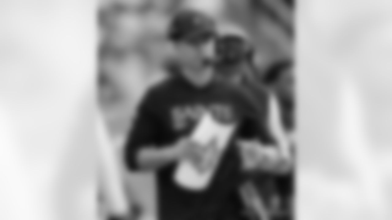 Check out the game action photos from the New Orleans Saints game against the Tennessee Titans for Week 17 of the 2025 NFL season on Dec. 28, 2025 at Nissan Stadium.