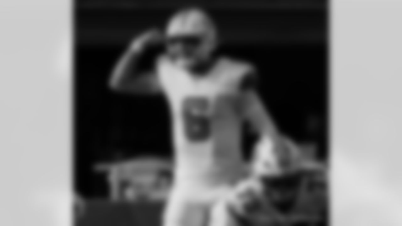 Check out the game action photos from the New Orleans Saints game against the Carolina Panthers for Week 10 of the 2025 NFL season on Nov. 9, 2025 at Bank of America Stadium.