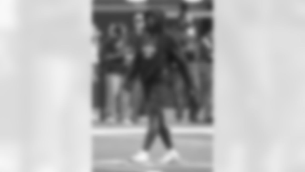 Check out the pregame photos from the New Orleans Saints game against the Los Angeles Rams for Week 9 of the 2025 NFL season on Nov. 2, 2025 at SoFi Stadium.