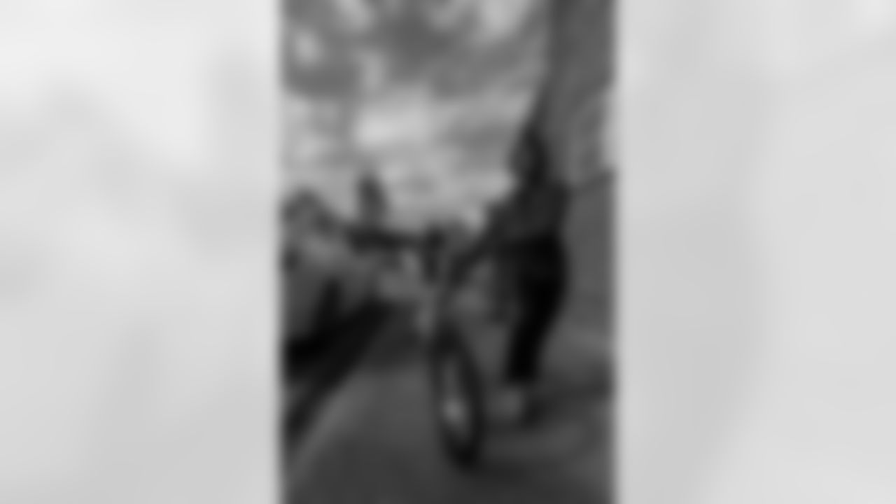 New Orleans Saints defensive tackle Davon Godchaux hosted a holiday bike giveaway on Saturday, Dec. 20, 2025 in Plaquemine, Louisiana, providing children with bicycles to celebrate Christmas and spread holiday cheer in the community.