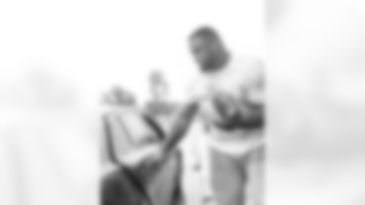 New Orleans Saints defensive tackle Davon Godchaux hosted a Thanksgiving turkey distribution for local residents at the COPAC Community Center on Nov. 25, 2025. The Plaquemine High School football team assisted Godchaux in the giveaway.