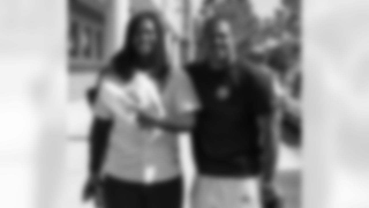 New Orleans Saints defensive end Cameron Jordan partnered with GENYOUth to help tackle youth food insecurity in Louisiana at Ben Franklin High School on Tuesday, Oct. 29, 2024.