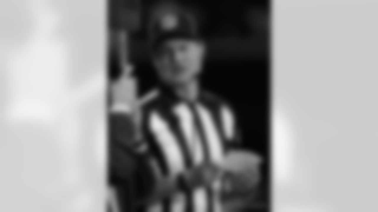 Check out the game action photos from the New Orleans Saints game against the Atlanta Falcons for Week 18 of the 2025 NFL season on Jan. 4, 2026 at Mercedes-Benz Stadium.