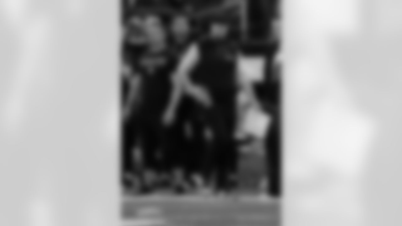 Check out the game action photos from the New Orleans Saints game against the New York Jets for Week 16 of the 2025 NFL season on Dec. 21, 2025 at the Caesars Superdome.