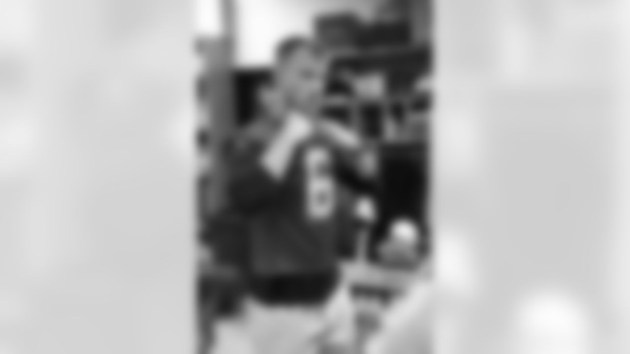 Gallery-Rookie-Minicamp-Arrivals-2025-050825-10