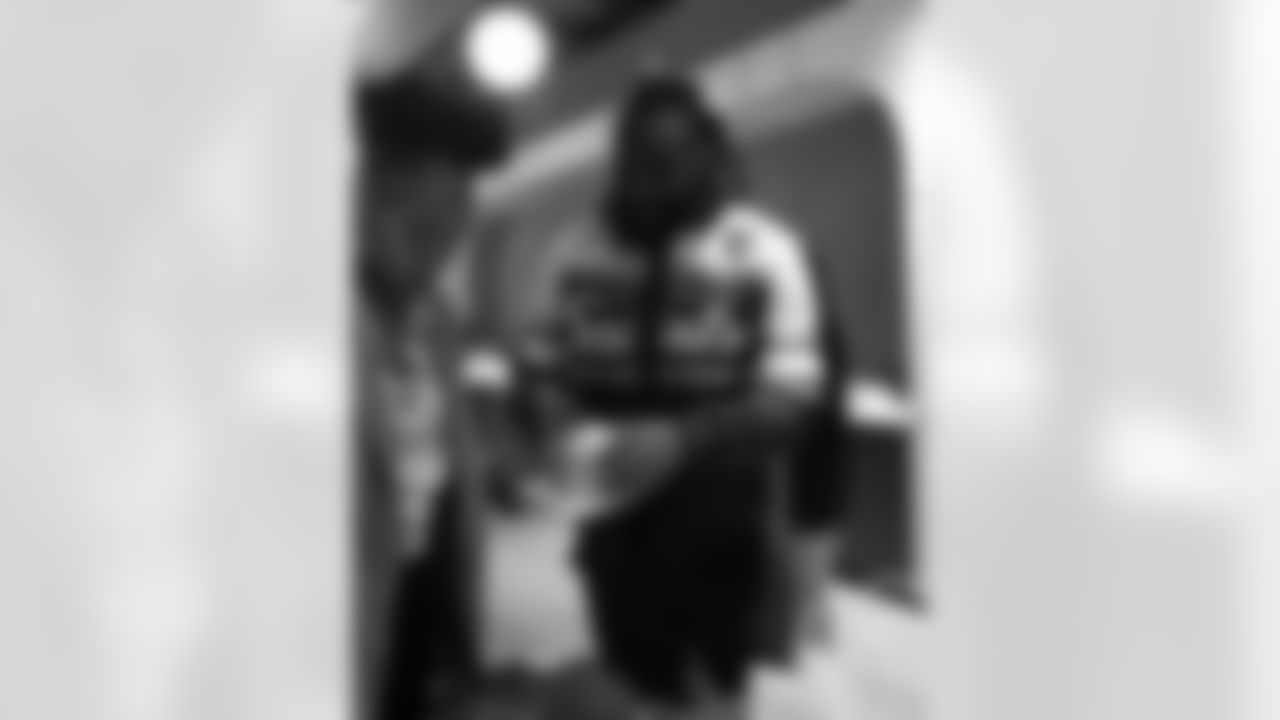 New Orleans Saints linebacker Demario Davis and his wife Tamela, alongside Devoted Dreamers and Ochsner Health, hosted a brunch and networking event for 2025 season micro-grant recipients on Saturday, Dec. 20, 2025 at the Ochsner Sports Performance Center. Following the event, recipients received tickets to attend the Saints' final home game of the season.