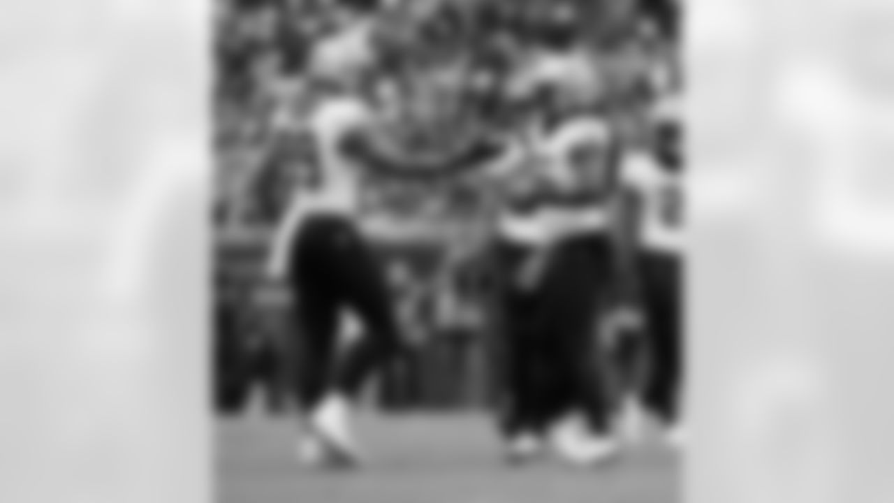 Check out the game action photos from the New Orleans Saints game against the Chicago Bears for Week 7 of the 2025 NFL season on Oct. 19, 2025 at Soldier Field.