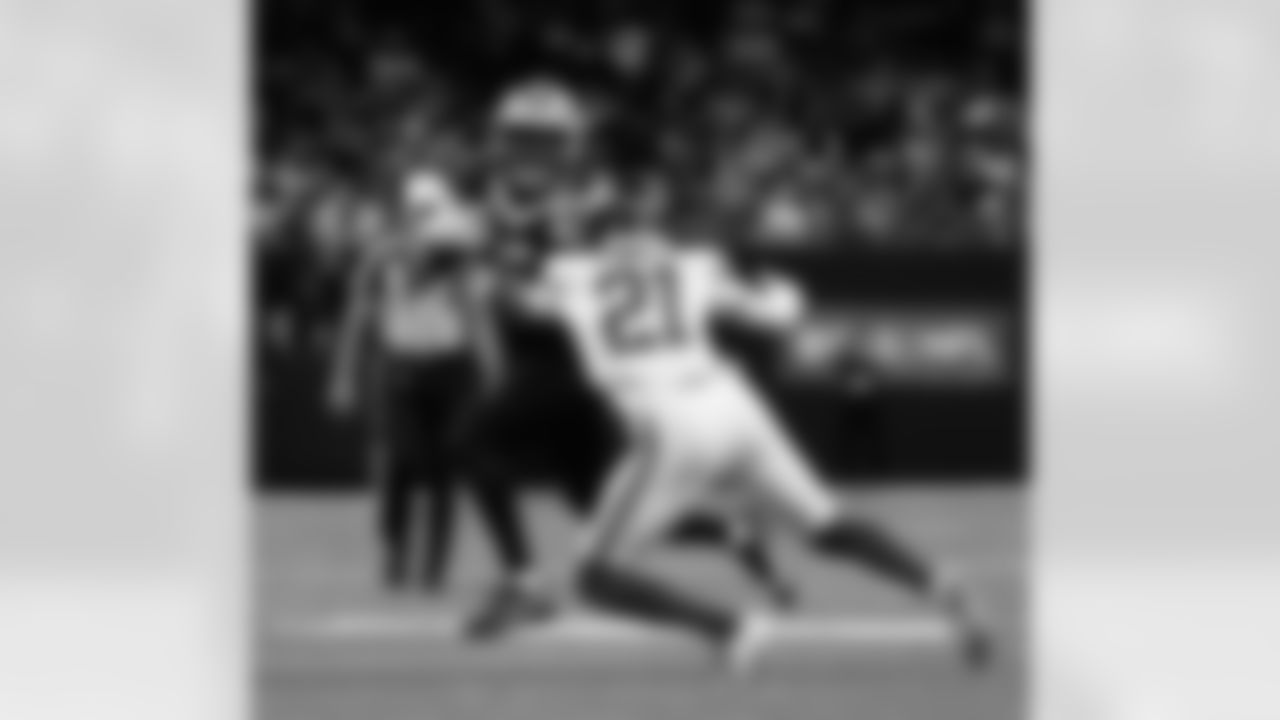 Check out the game action photos from the New Orleans Saints game against the New York Giants for Week 5 of the 2025 NFL season on Oct. 5, 2025 at Caesars Superdome.