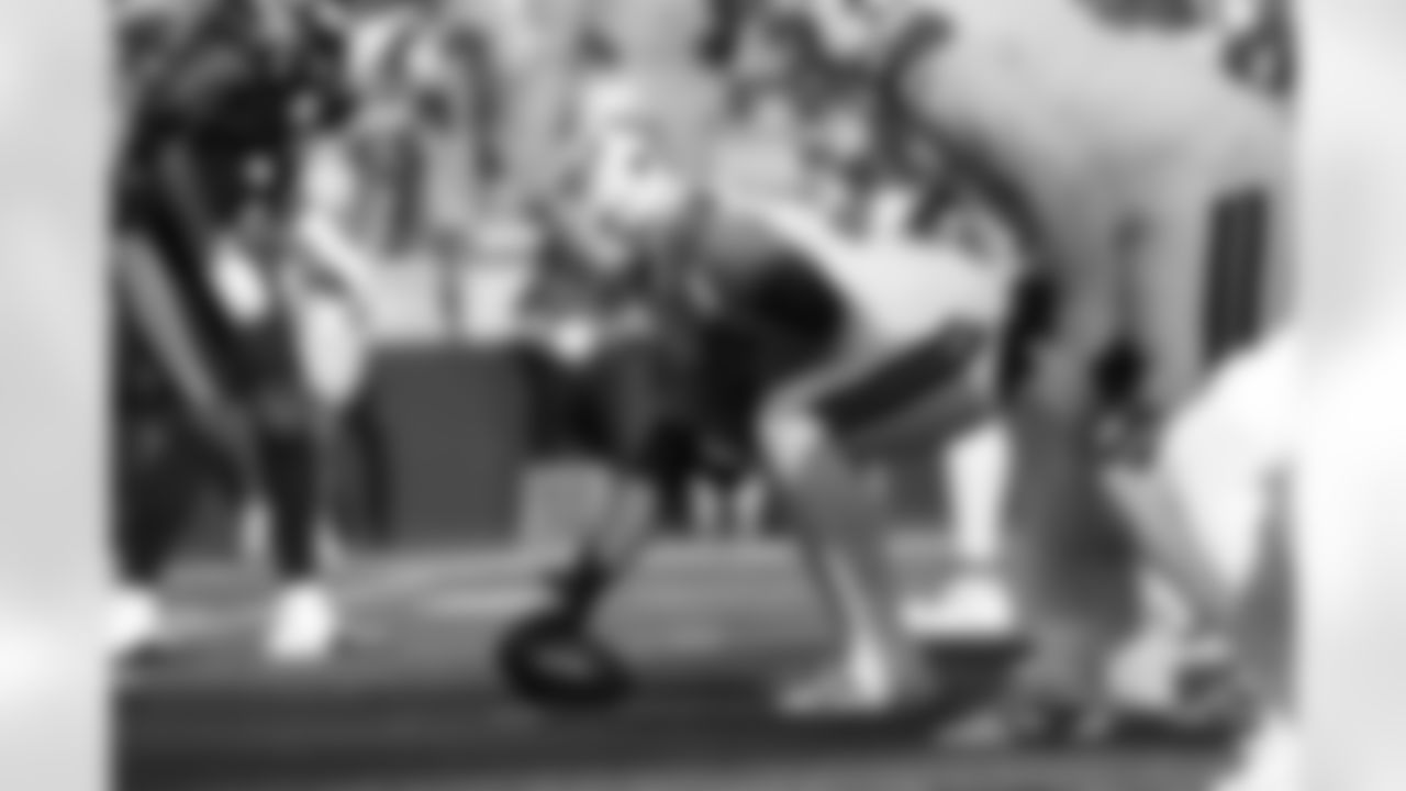 OL Luke Fortner (79) gets ready to snap the ball during the New Orleans Saints game against the Carolina Panthers for Week 10 of the 2025 NFL season on Nov. 9, 2025 at Bank of America  Stadium.