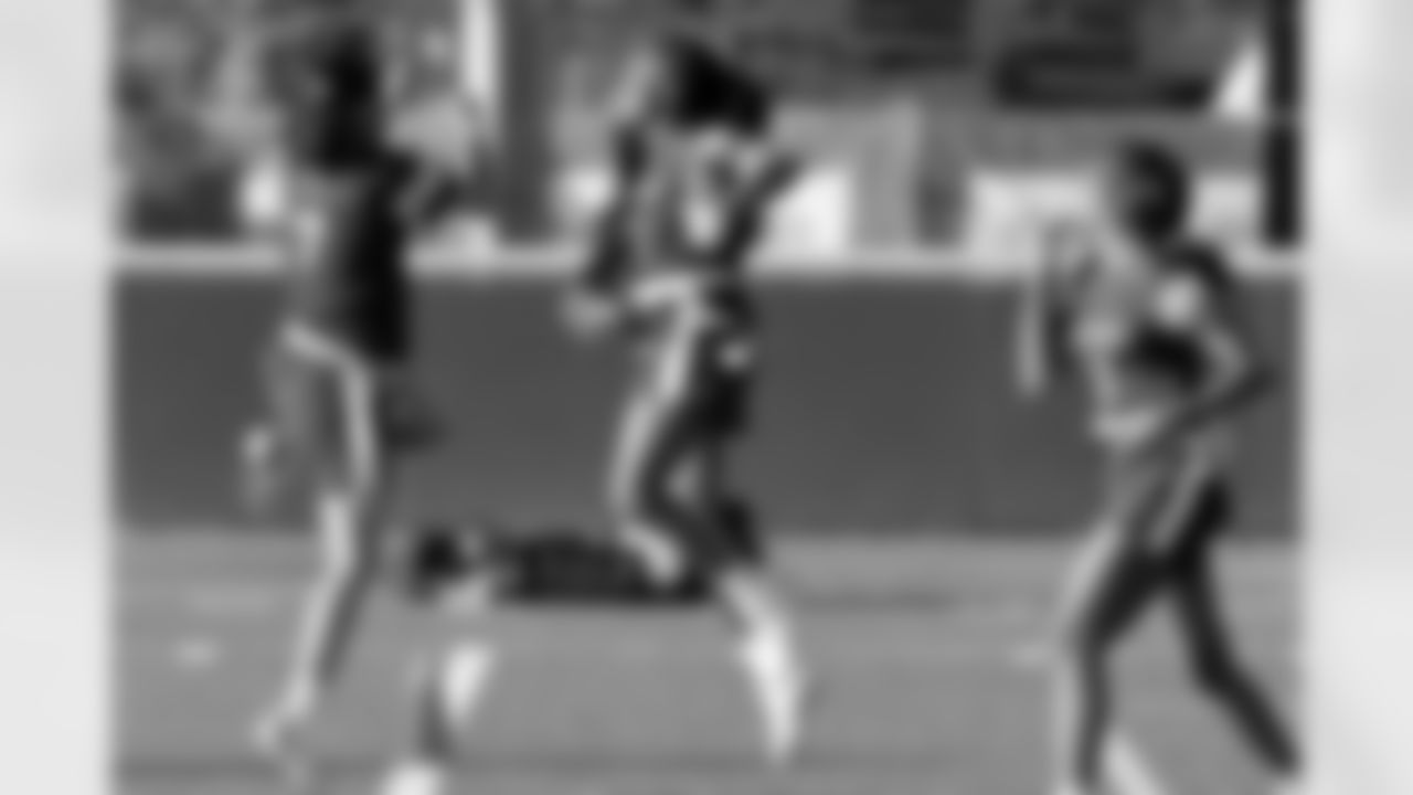 Check out the best photos from the De La Salle Cavaliers team during the 2024 Girls High School Flag Football season. The squad finished their inaugural season with a 7-0 record and a Championship win.