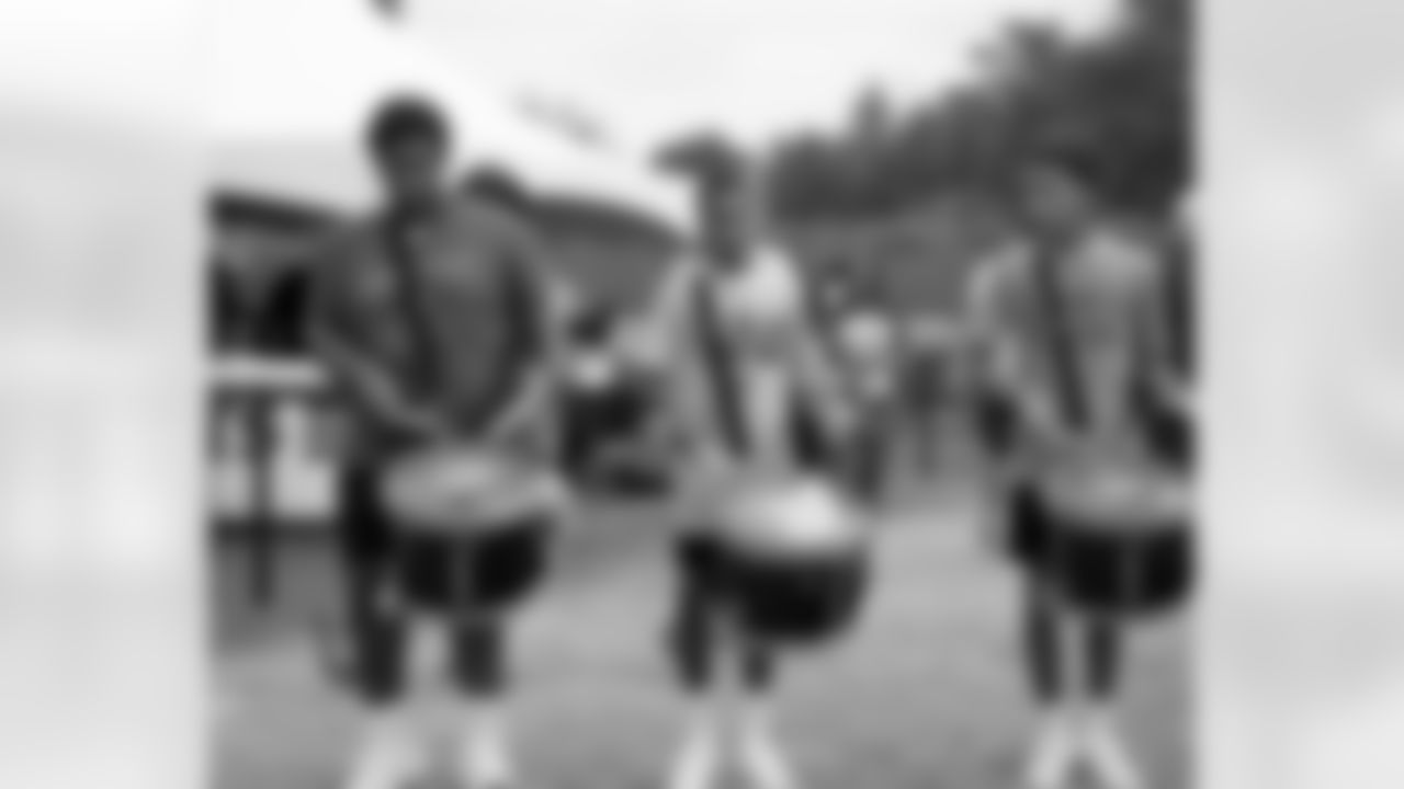 New Orleans Saints players greeted fans and signed autographs during Day 10 of 2025 Saints Training Camp presented by Rouses Markets at the Ochsner Sports Performance Center on Sunday, August 3.