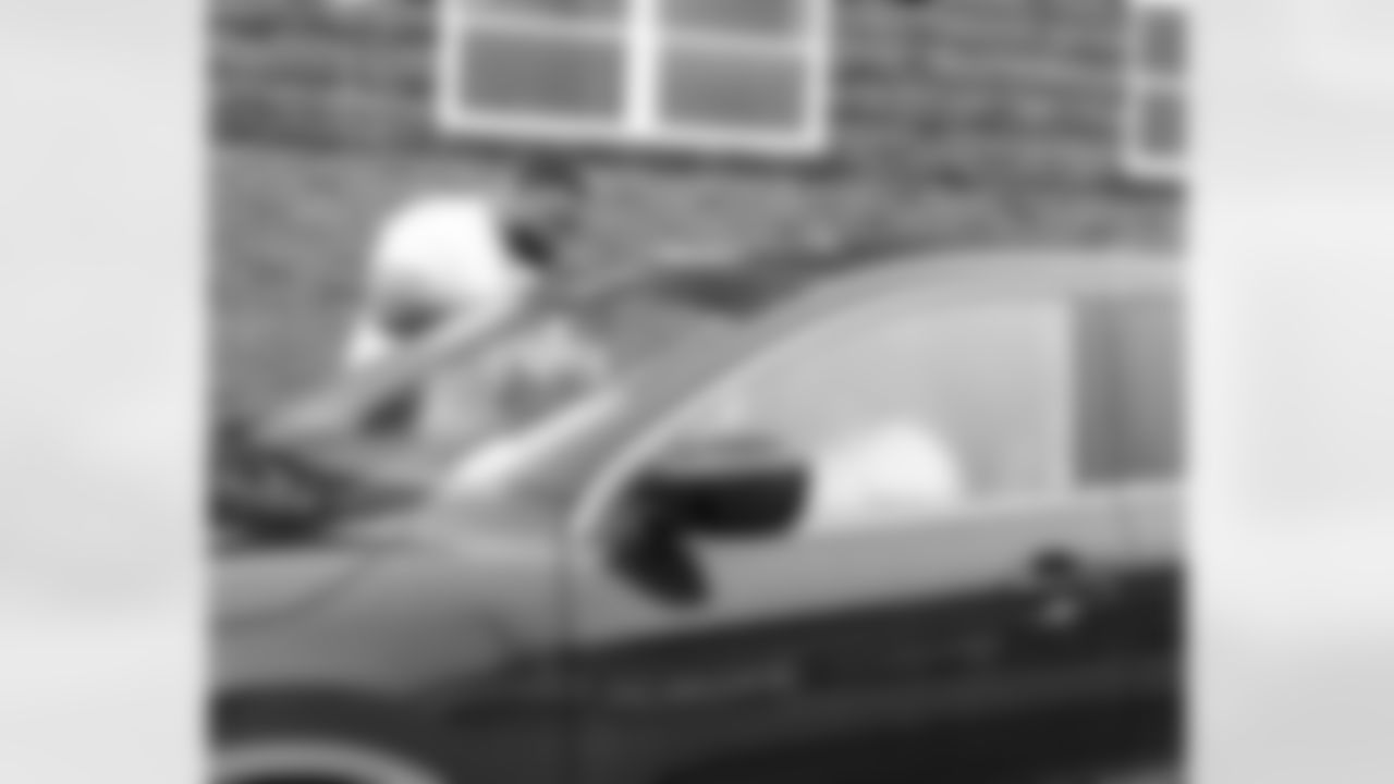 New Orleans Saints defensive tackle Davon Godchaux hosted a Thanksgiving turkey distribution for local residents at the COPAC Community Center on Nov. 25, 2025. The Plaquemine High School football team assisted Godchaux in the giveaway.