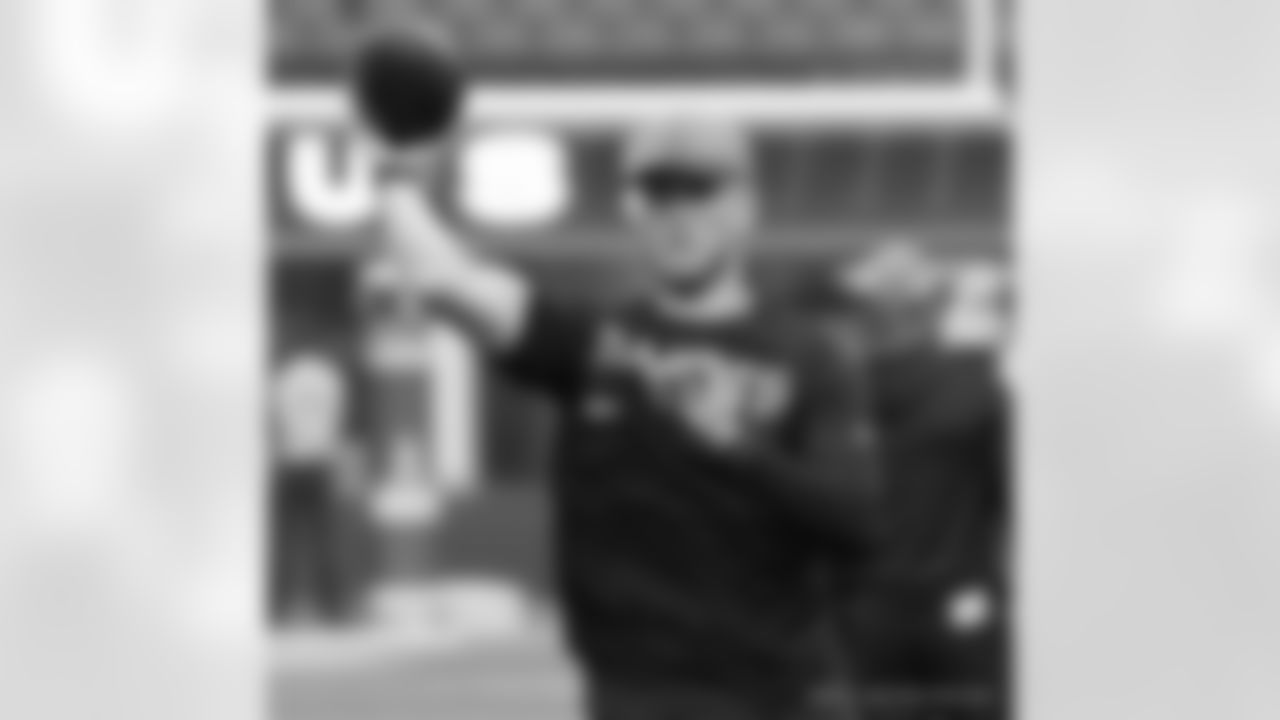 Check out the pregame photos from the New Orleans Saints game against the Los Angeles Rams for Week 9 of the 2025 NFL season on Nov. 2, 2025 at SoFi Stadium.