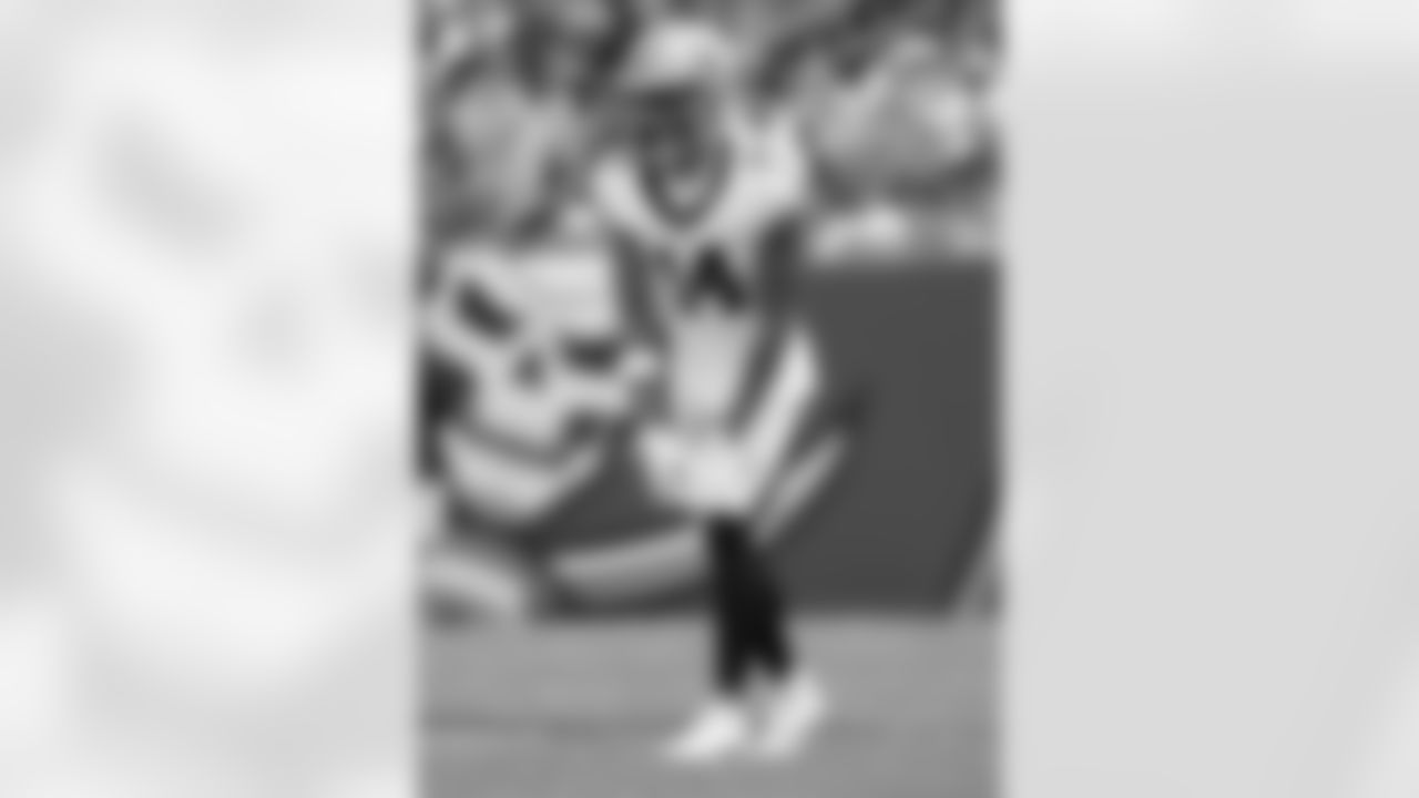 Check out the best photos of the New Orleans offense in their game against the Tampa Bay Buccaneers for Week 14 of the 2025 NFL season on Dec. 7, 2025 at Raymond James Stadium.