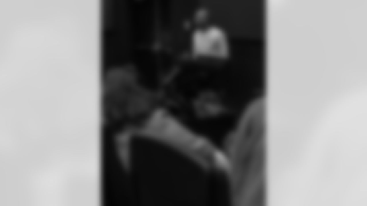 New Orleans Saints head athletic trainer Shone Gipson and tight end Juwan Johnson hosted an Athletic Trainers of the Week banquet for Ochsner Andrews Orthopedics & Sports Medicine, which included a tour of the Ochsner Sports Performance Center on January 28, 2026.