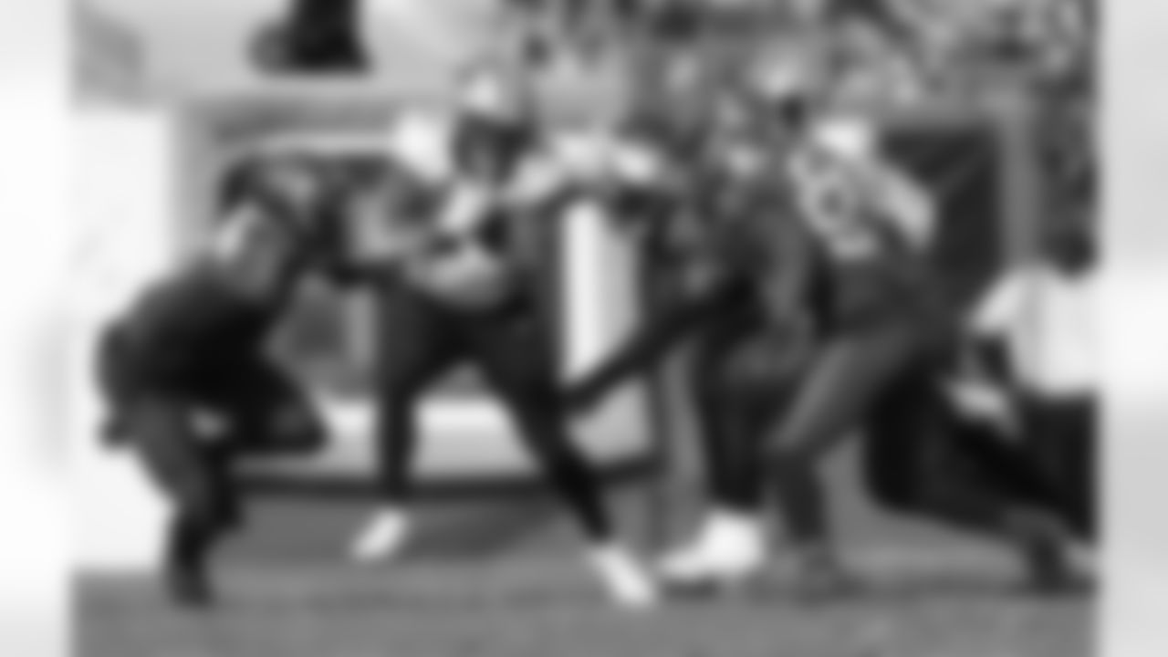 Check out photos of New Orleans Saints running back Jamaal Williams in action throughout the 2023 NFL season.