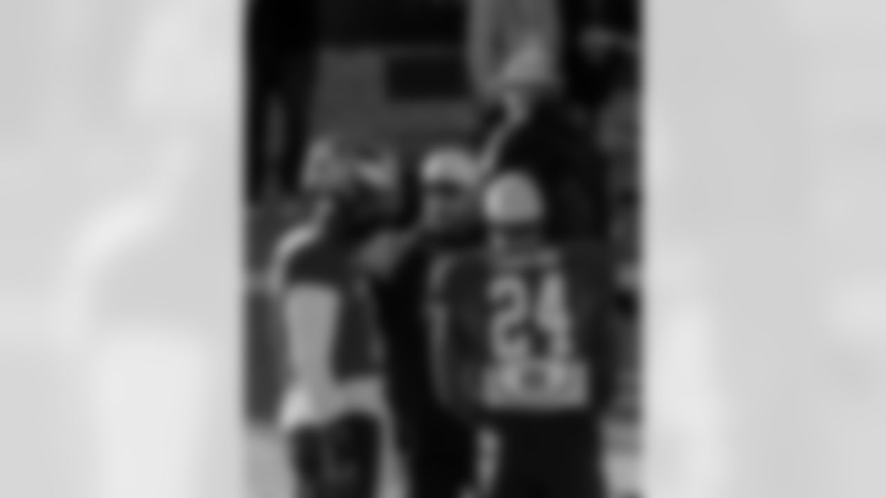 Check out photos from Day 1 of practices at the 2026 Panini Senior Bowl in Mobile, Ala. on Tuesday, Jan. 27, featuring top NFL Draft prospects and Saints personnel including Associate Head Coach and Running Backs Coach Joel Thomas, Quarterbacks Coach Scott Tolzien, Assistant Special Teams Coach Kyle Wilber, Assistant Defensive Backs Coach Robert Blanton, and Assistant to the Head Coach Mike Martinez working with players.