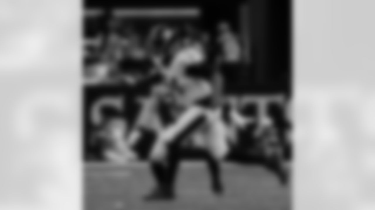 Check out the game action photos from the New Orleans Saints game against the New York Jets for Week 16 of the 2025 NFL season on Dec. 21, 2025 at the Caesars Superdome.