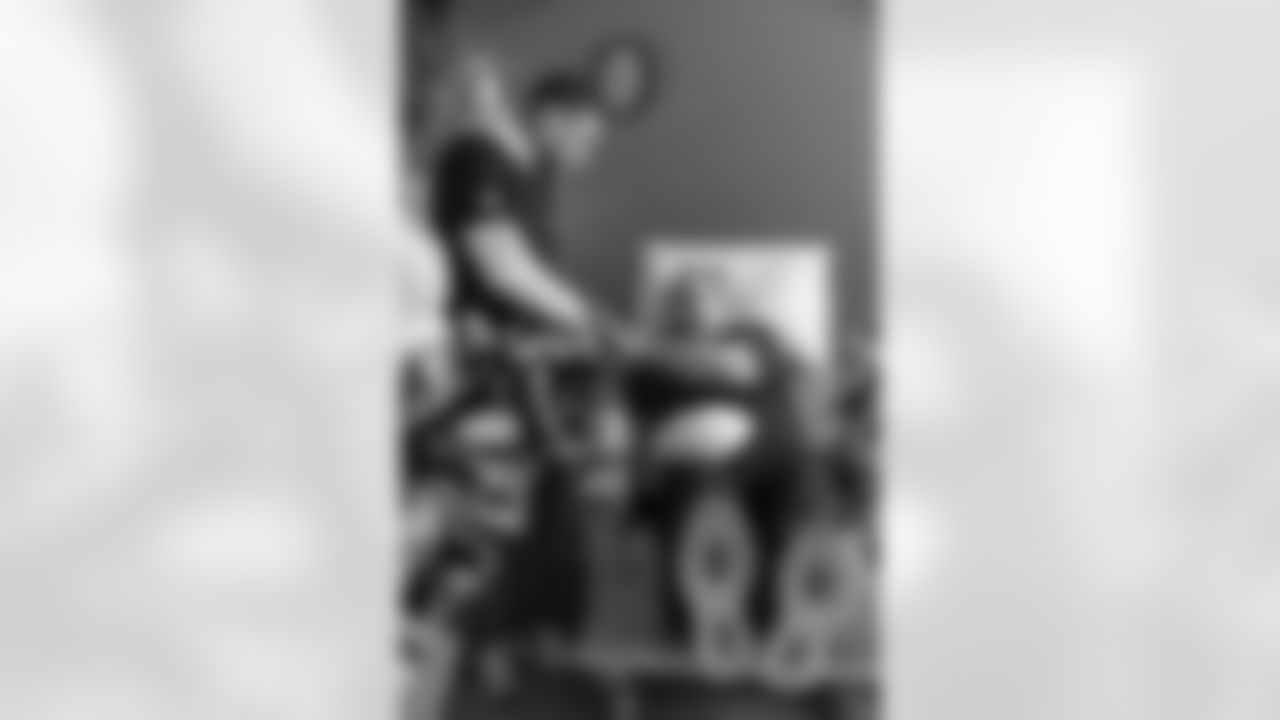 Former New Orleans Saints safety Tyrann Mathieu visited patients at Ochsner Cancer Center in Baton Rouge on October 29, 2025 as part of the NFL's Crucial Catch month.