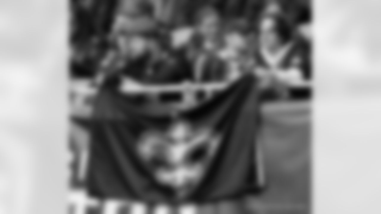 Check out the fan photos from the New Orleans Saints game against the Chicago Bears for Week 7 of the 2025 NFL season on Oct. 19, 2025 at Soldier Field.