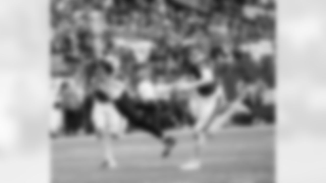 Check out the game action shots from the New Orleans Saints game against the Minnesota Vikings in Week 10 of the 2023 NFL season.