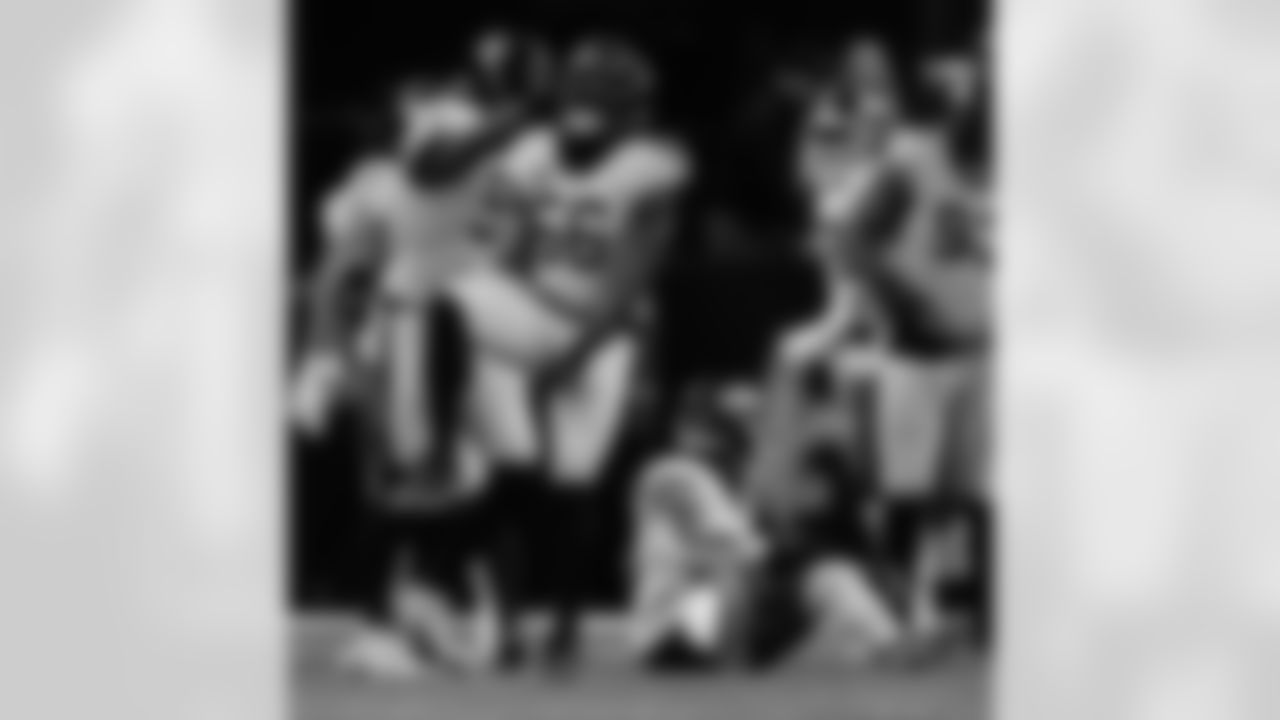 Check out the best photos of the New Orleans defense in their game against the New York Jets for Week 16 of the 2025 NFL season on Dec. 21, 2025, at Caesars Superdome.