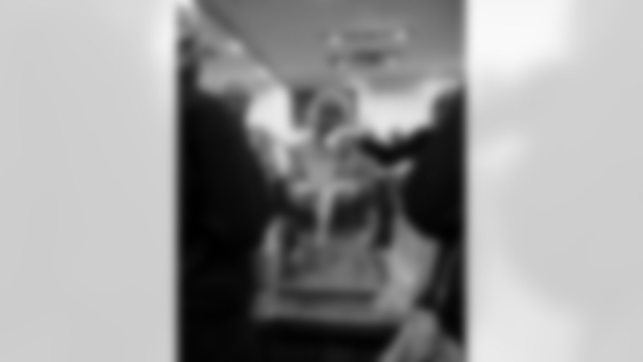 New Orleans Saints legend Devery Henderson joined LA Blue for a meal packing event for the local community, honoring the legacy of Martin Luther King Jr., on January 19, 2026.