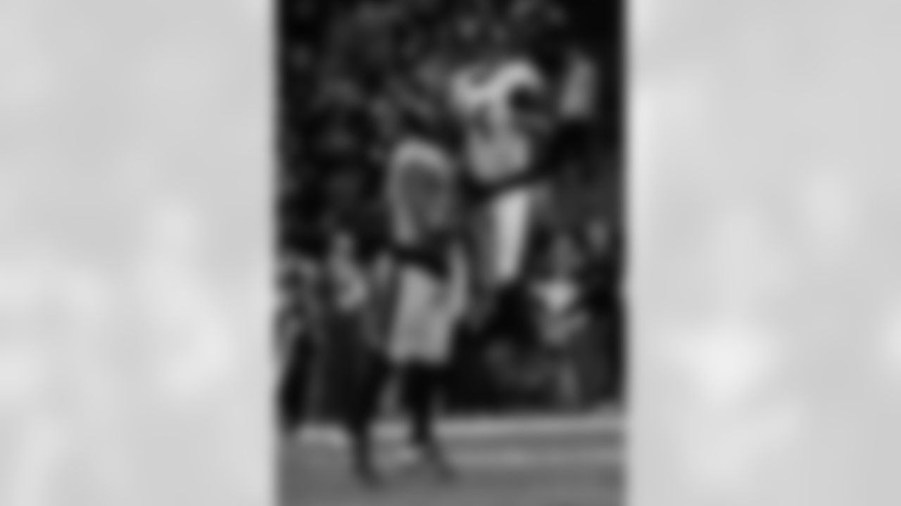 Check out the game action photos from the New Orleans Saints game against the New York Jets for Week 16 of the 2025 NFL season on Dec. 21, 2025 at the Caesars Superdome.