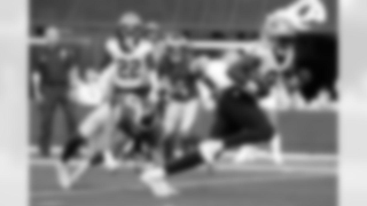 Check out the game action photos from the New Orleans Saints game against the Los Angeles Rams for Week 9 of the 2025 NFL season on Nov. 2, 2025 at SoFi Stadium.