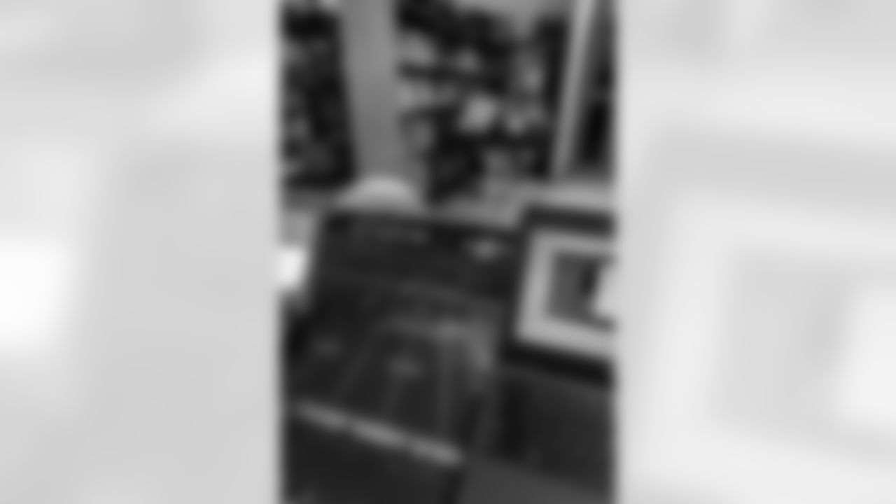 New Orleans Saints defensive end Cam Jordan joined students at Clancy Elementary School to unveil the school's new computer lab with new tech equipment and office supplies courtesy of Cox on Tuesday, Nov. 4, 2025.