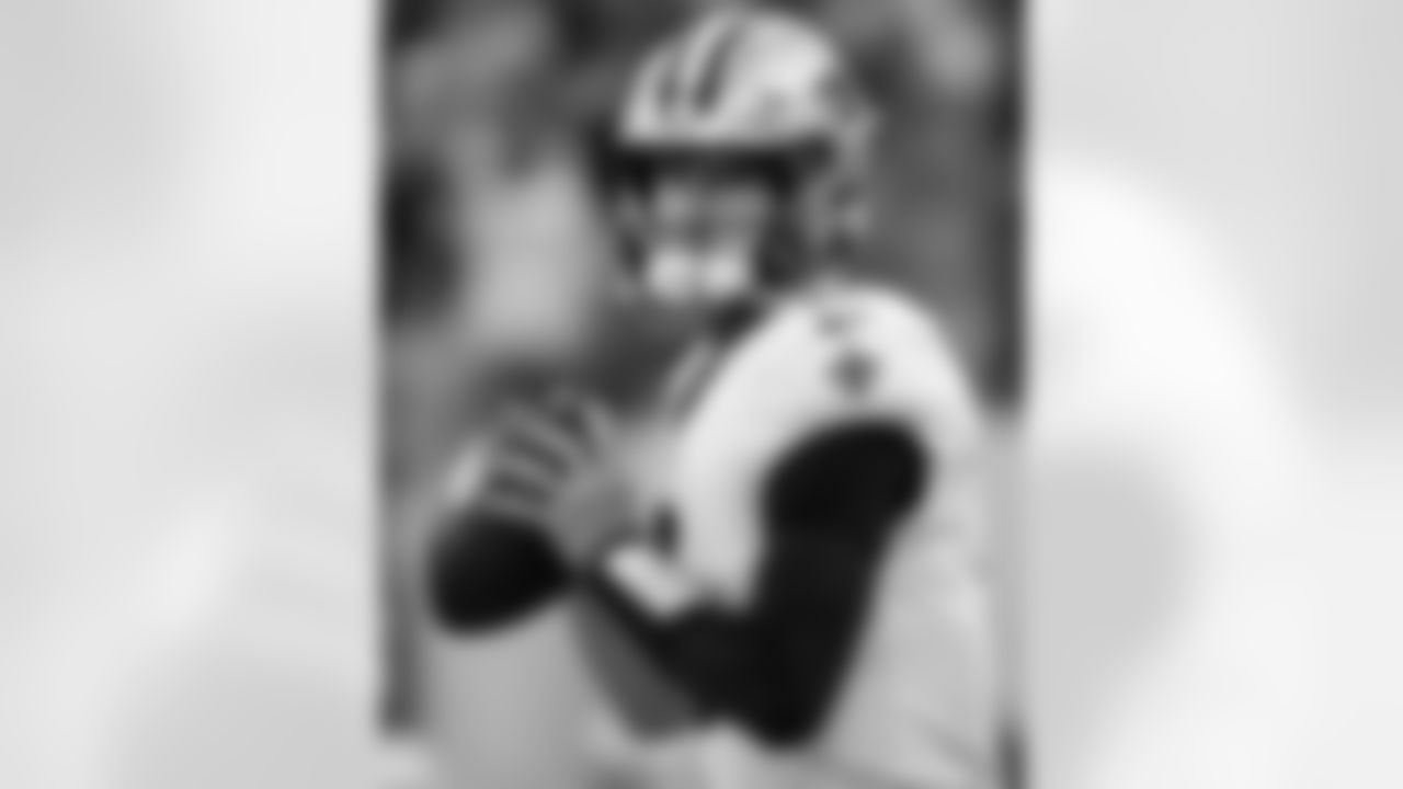 Check out the game action photos from the New Orleans Saints game against the Los Angeles Rams for Week 9 of the 2025 NFL season on Nov. 2, 2025 at SoFi Stadium.