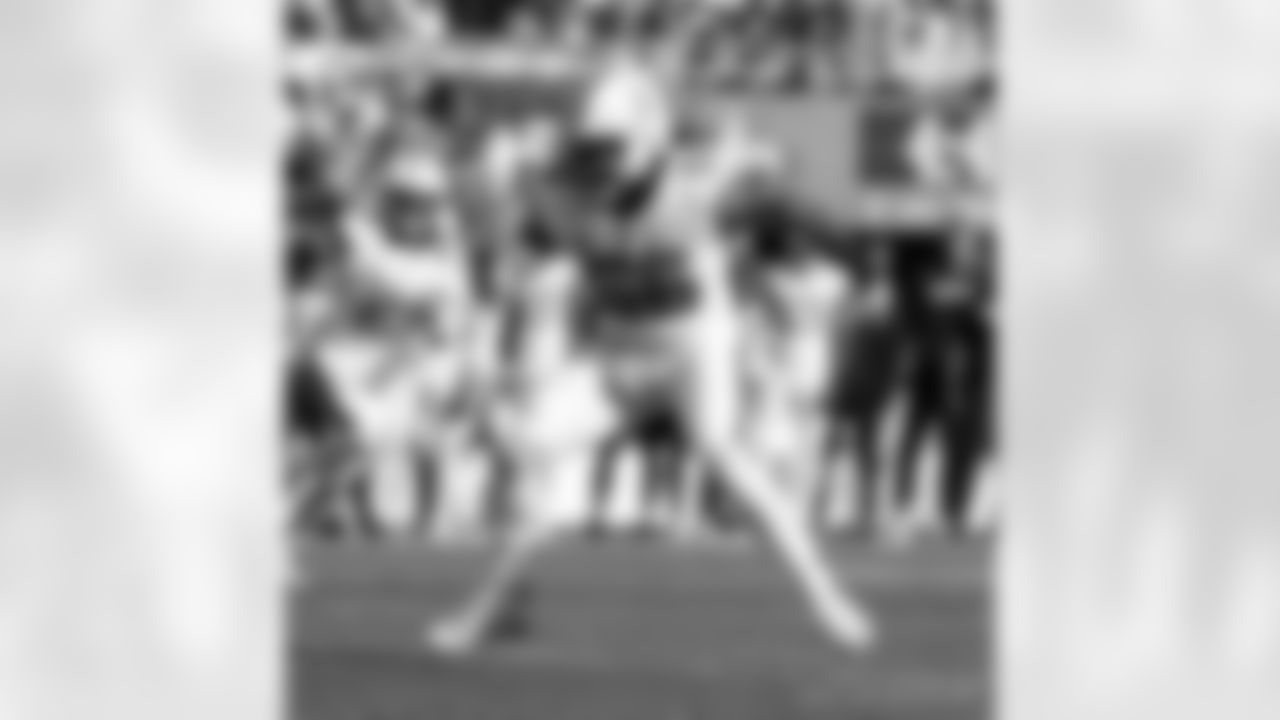 Check out the game action photos from the New Orleans Saints game against the Carolina Panthers for Week 10 of the 2025 NFL season on Nov. 9, 2025 at Bank of America Stadium.