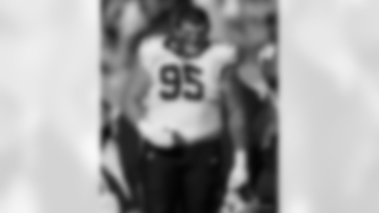 Check out the game action photos from the New Orleans Saints game against the Tennessee Titans for Week 17 of the 2025 NFL season on Dec. 28, 2025 at Nissan Stadium.