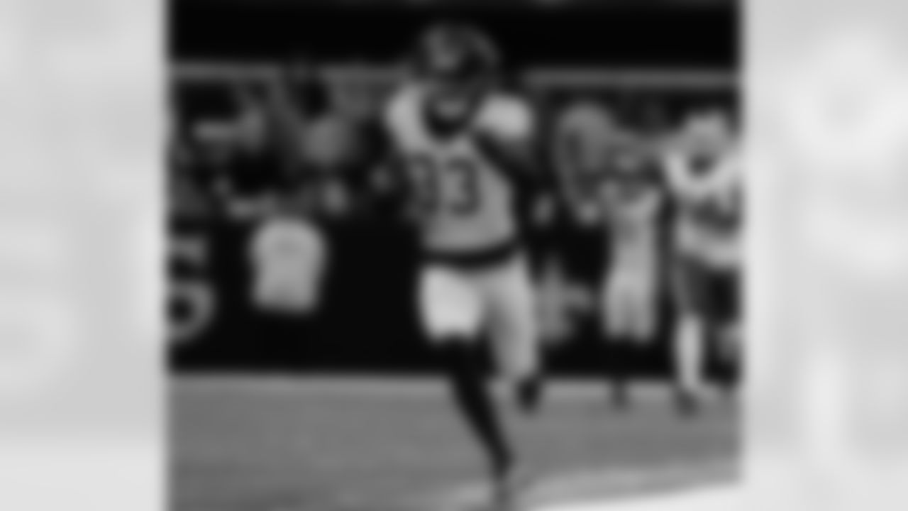 Check out the game action photos from the New Orleans Saints game against the New York Jets for Week 16 of the 2025 NFL season on Dec. 21, 2025 at the Caesars Superdome.