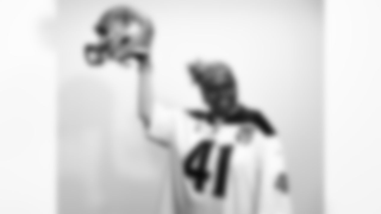 New Orleans Saints defensive end Cam Jordan surprised Angela "Mrs. Big O" Austin, our 2025 Saints Fan of the Year at the Ochsner Sports Performance Center. Angela will represent Saints fans at Super Bowl LX in San Francisco.