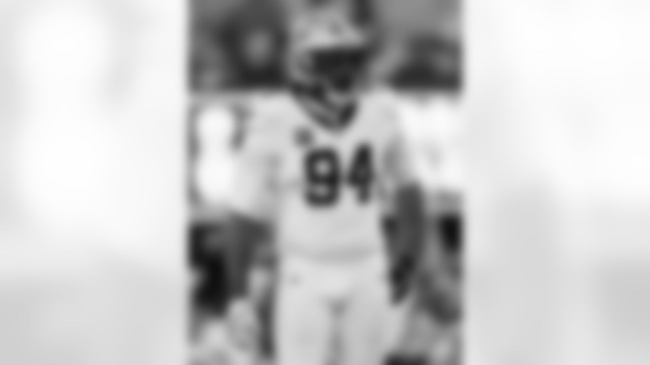 DE Cameron Jordan (94) in action during the New Orleans Saints game against the New York Giants for Week 14 of the 2024 NFL Season on Dec. 8, 2024 at MetLife Stadium.