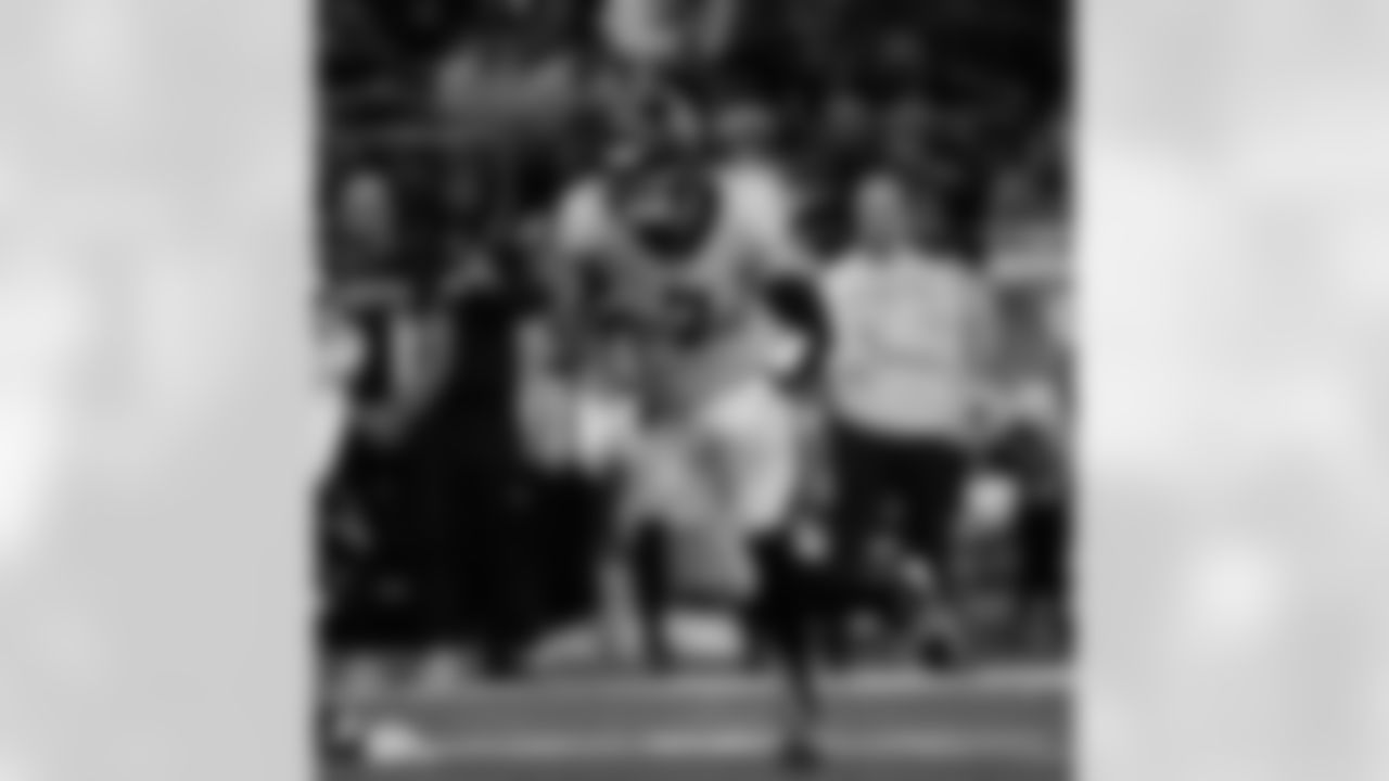 Check out the game action photos from the New Orleans Saints game against the New York Jets for Week 16 of the 2025 NFL season on Dec. 21, 2025 at the Caesars Superdome.