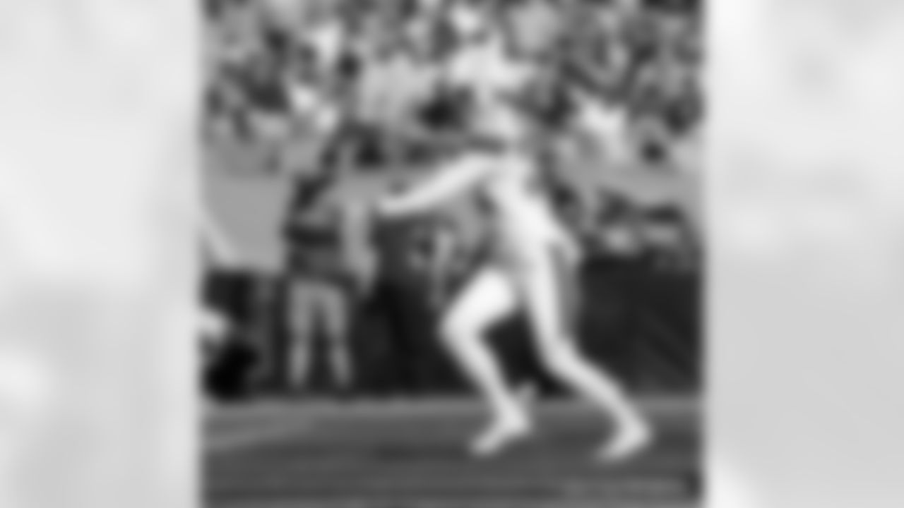 Check out the game action photos from the New Orleans Saints game against the Carolina Panthers for Week 10 of the 2025 NFL season on Nov. 9, 2025 at Bank of America Stadium.