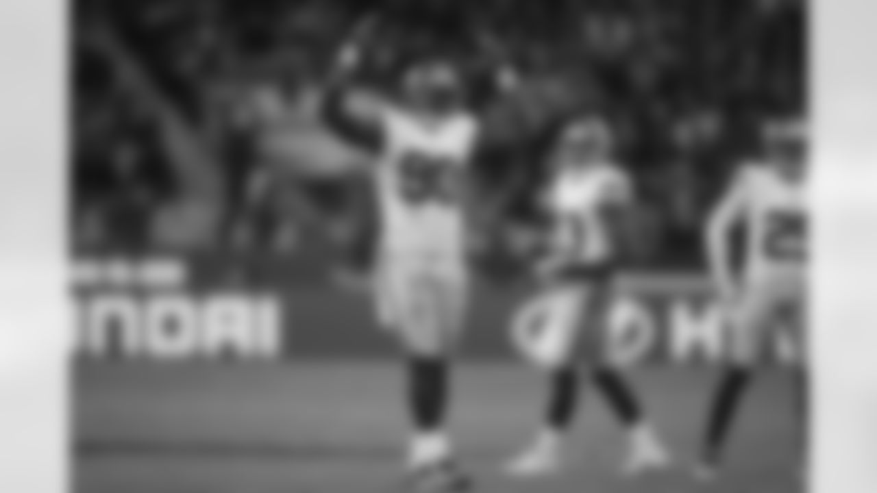 New Orleans Saints announced that they have signed defensive end Jason Pierre-Paul to the practice squad on Thursday, November 16, 2023. Check out Jason in action with the New York Giants, Tampa Bay Buccaneers, and Baltimore Ravens during his NFL career.