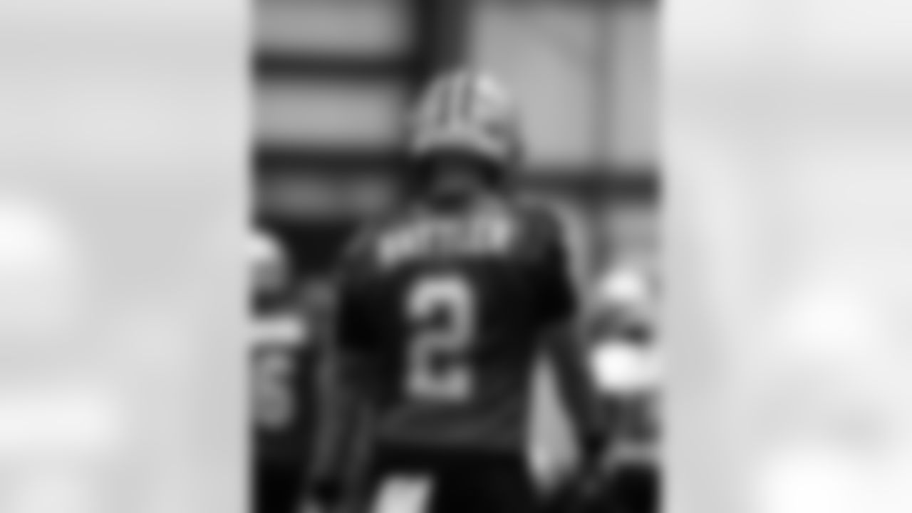 Check out photos of New Orleans Saints players participating in the team's 2025 OTA practice on May 29, 2025 at the Ochsner Sports Performance Center.