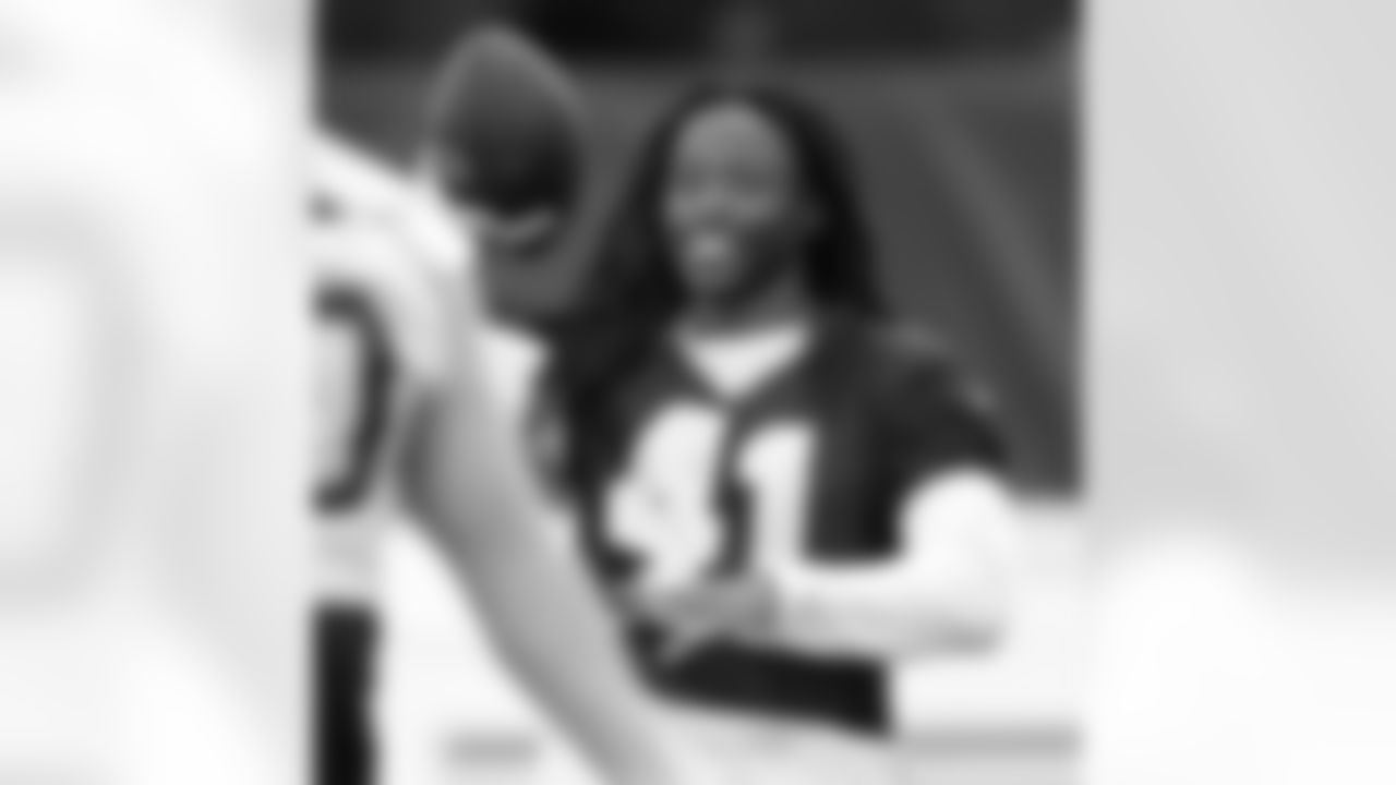 New Orleans Saints players participate in Day 2 of 2025 Saints Minicamp at the Ochsner Sports Performance Center on Wednesday, June 11, 2025.