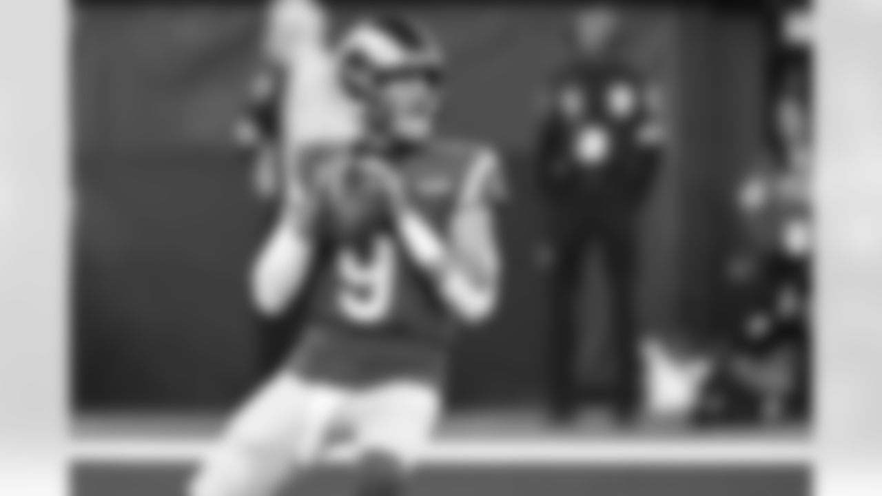Week 9 at Los Angeles Rams quarterback Matthew Stafford | Nov. 2, 2025