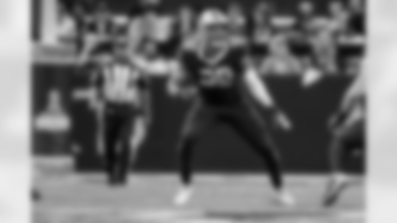 New Orleans Saints defensive end Marcus Davenport (92) in action in the first half of an NFL football game against the Baltimore Ravens in New Orleans, Monday, Nov. 7, 2022.