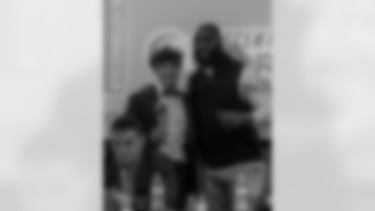 New Orleans Saints linebacker Demario Davis shared his inspiring story at the final Quarterbacks Club meeting of the year as well as awarded trophies to each 2025 High School Football Player of the Week at the Cannery on Monday, Dec. 16, 2025.