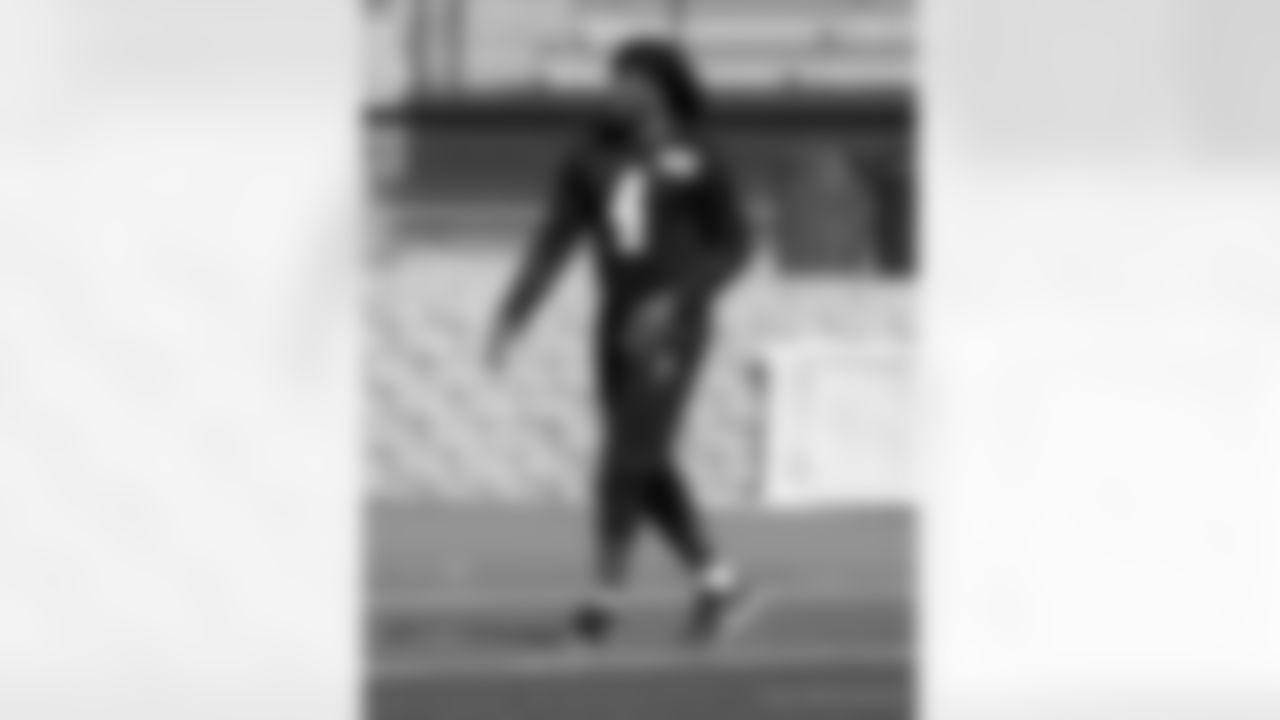 Check out the practice photos from the New Orleans Saints walkthrough ahead of their game against the Los Angeles Rams for Week 9 of the 2025 NFL season.