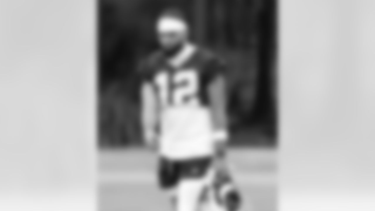New Orleans Saints players participate in Day 1 of 2025 Saints Minicamp at the Ochsner Sports Performance Center on Tuesday, June 10, 2025.