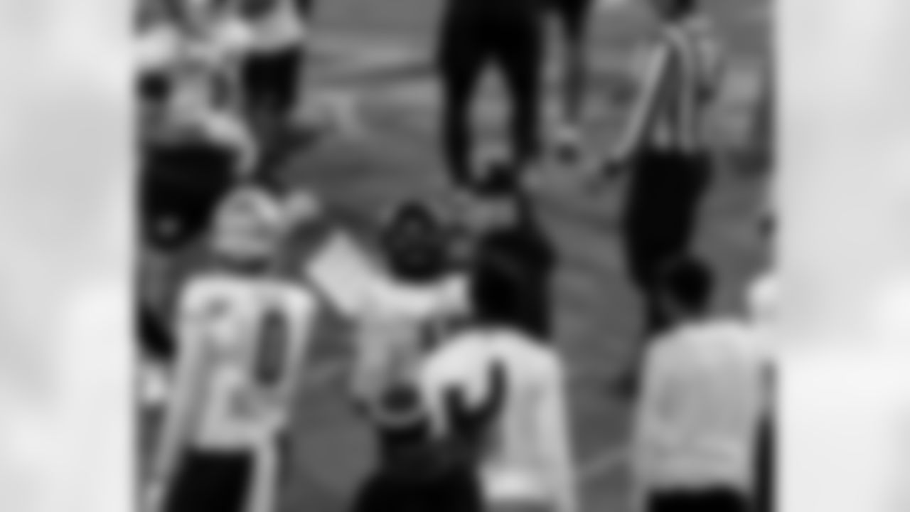 Check out photos from Day 1 of practices at the 2026 Panini Senior Bowl in Mobile, Ala. on Tuesday, Jan. 27, featuring top NFL Draft prospects and Saints personnel including Associate Head Coach and Running Backs Coach Joel Thomas, Quarterbacks Coach Scott Tolzien, Assistant Special Teams Coach Kyle Wilber, Assistant Defensive Backs Coach Robert Blanton, and Assistant to the Head Coach Mike Martinez working with players.