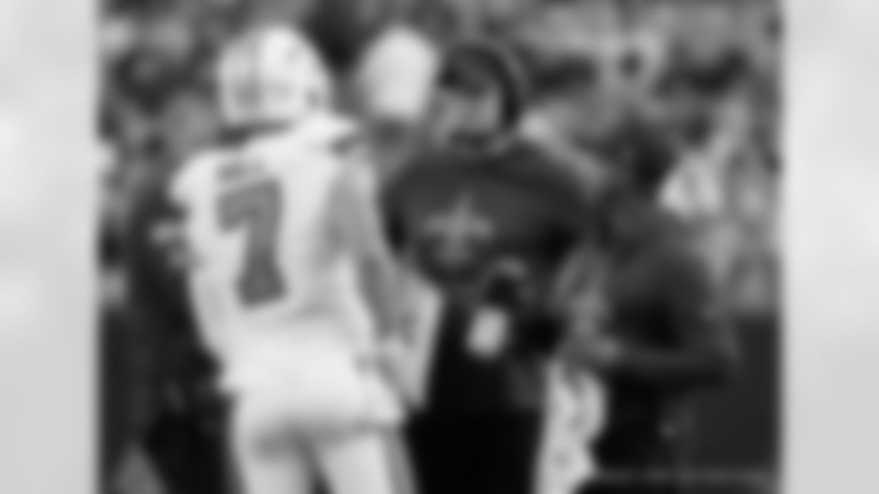 Check out the game action photos from the New Orleans Saints game against the Carolina Panthers for Week 10 of the 2025 NFL season on Nov. 9, 2025 at Bank of America Stadium.